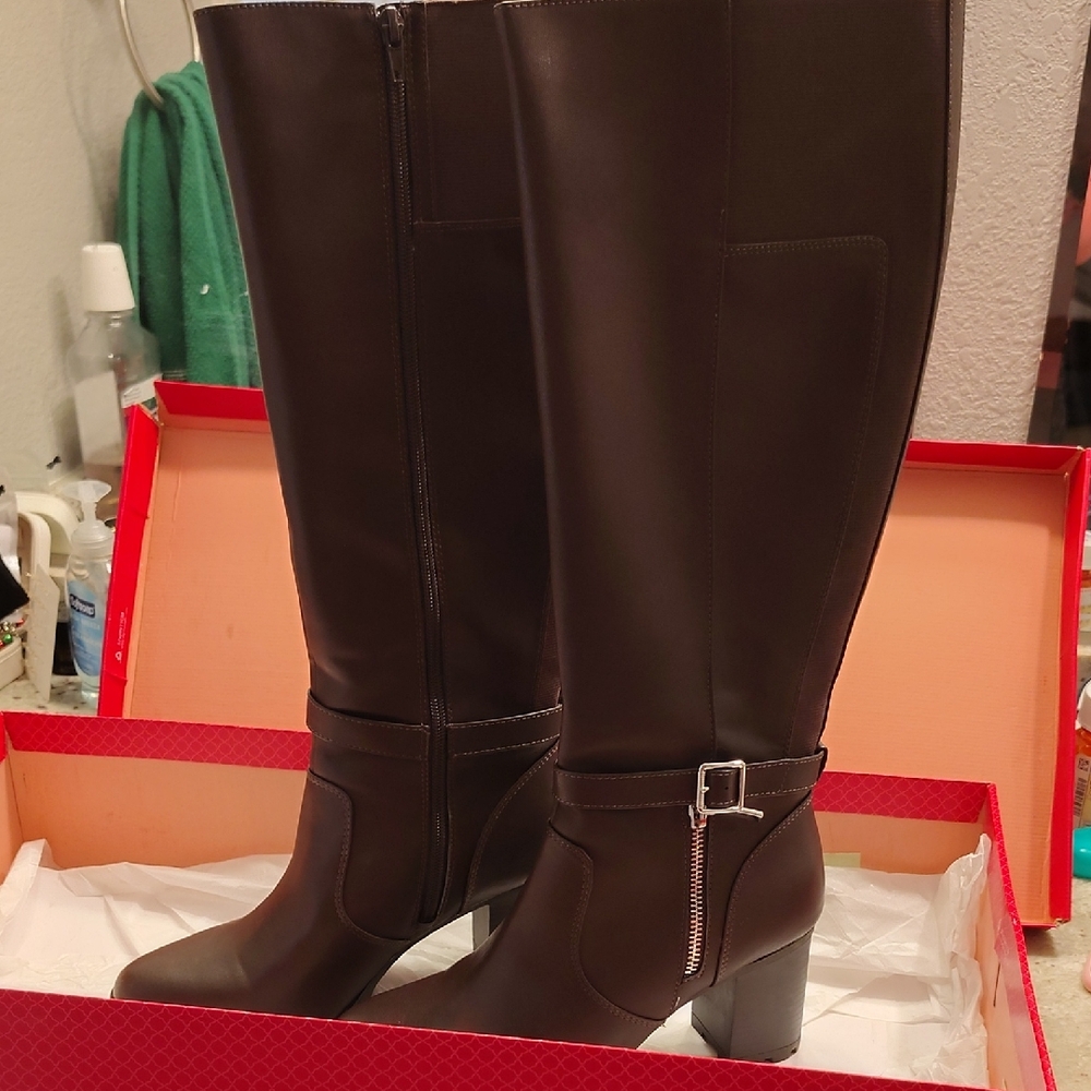 Kelly & Katie Chocolate Over the Knee Boots